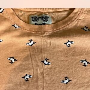 Shark print tee shirt